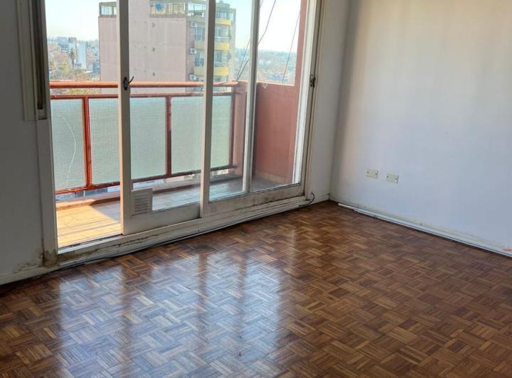 Departamento en Venta de 2 Ambientes con Balcón - Quilmes Centro 5