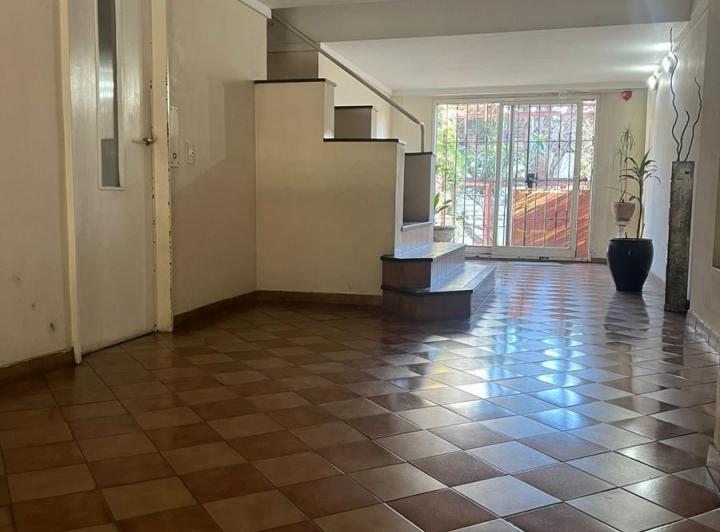Departamento en Venta de 2 Ambientes con Balcón - Quilmes Centro 3