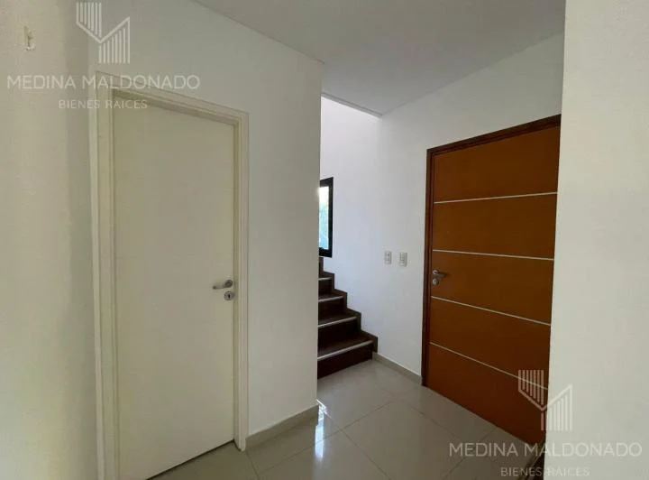 Alquiler Casa de 4 Ambientes con Pileta- Ficas de Iraola 2 3