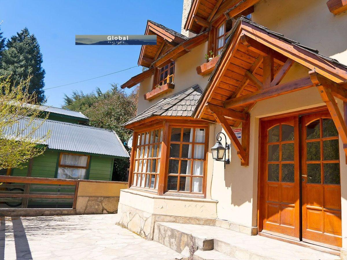 CASA DÚPLEX SAN MARTÍN DE LOS ANDES, PATAGONIA ARGENTINA