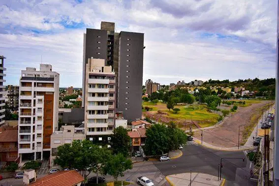 Alquiler departamento con terraza propia 4