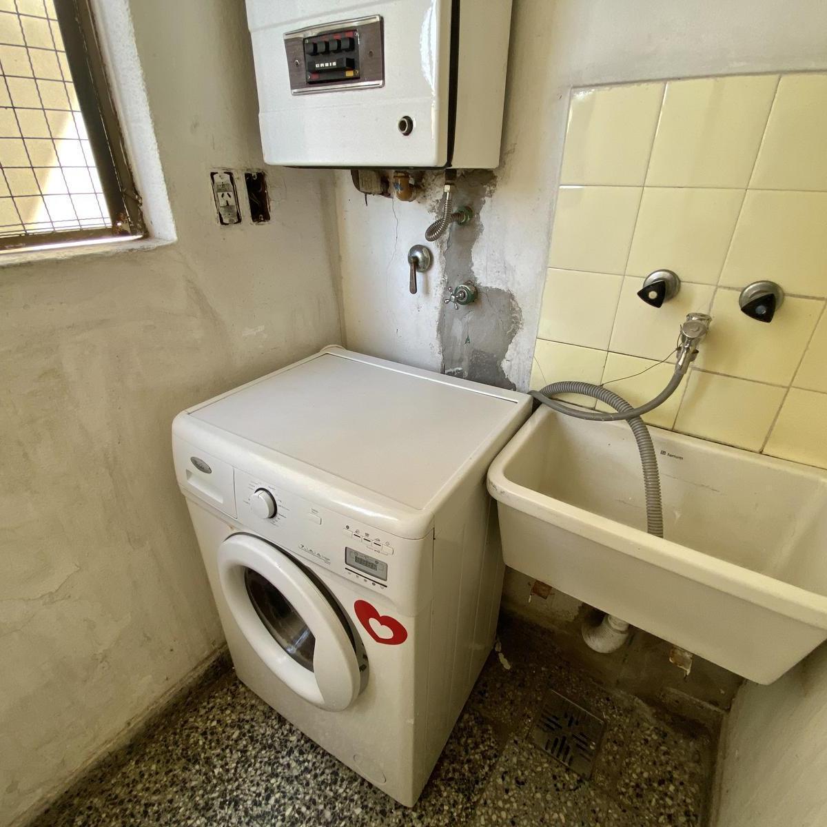 Foto de Venta Departamento 3 Ambientes en Villa del Parque-oportunidad, imagen 2