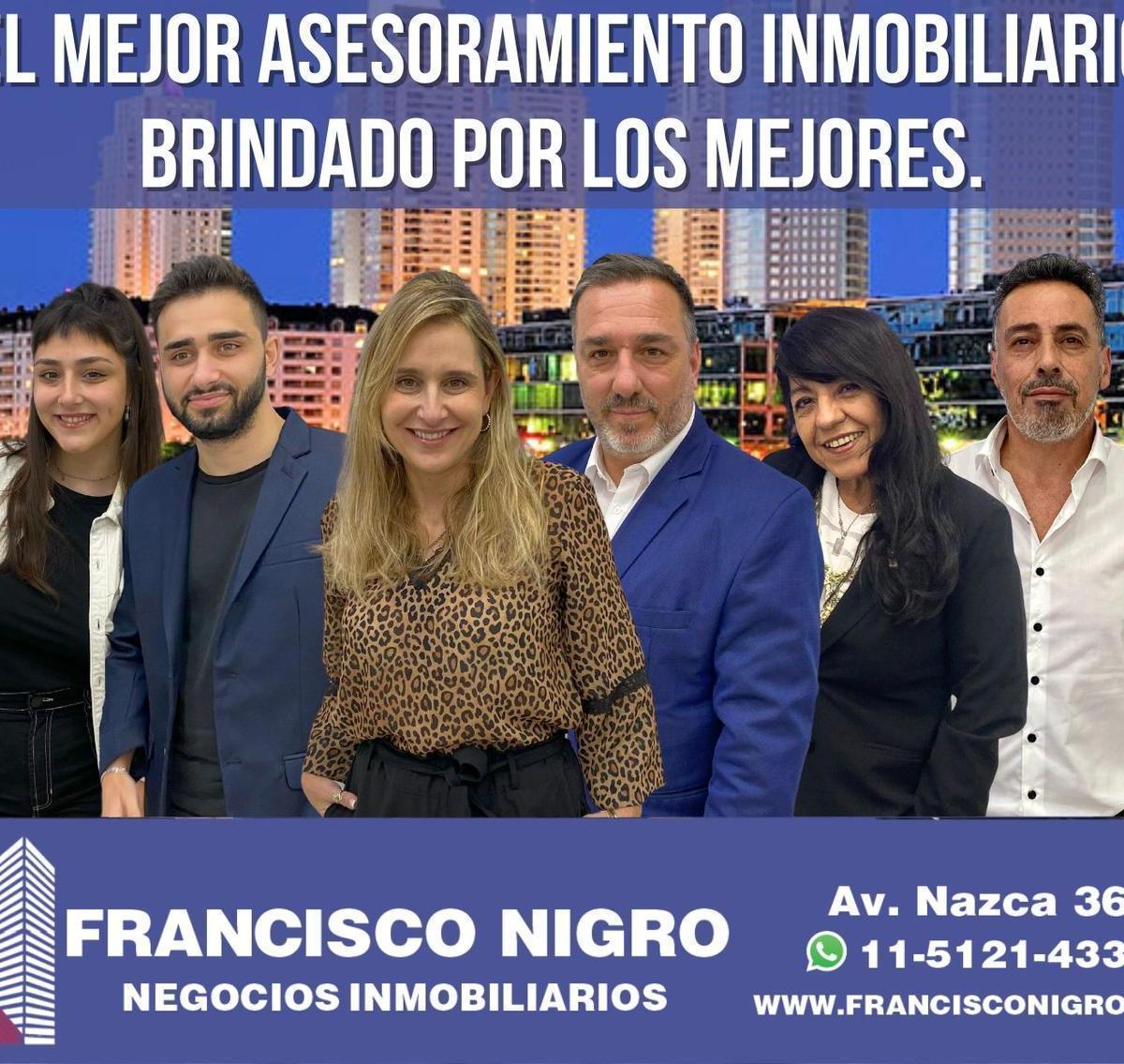 Venta Depósito en Villa Pueyrredon 2