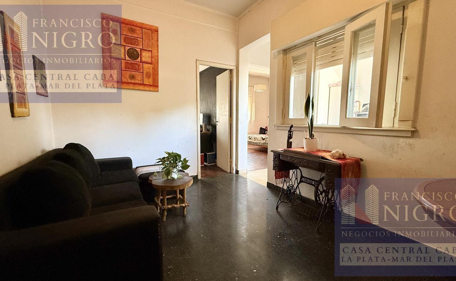 Foto de Venta PH de 4 ambientes en primer piso por escalera en Villa Real, imagen 1