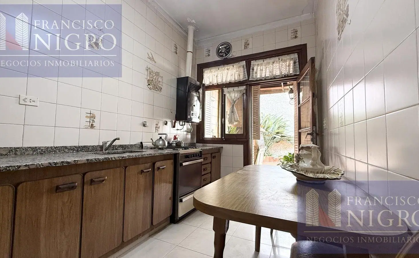 Casa Tipo Chalet de 2 dormitorios y garage en Villa Urquiza 2