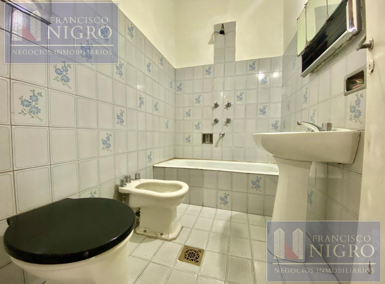 Foto de Venta Casa 3 ambientes en Villa Devoto, imagen 1