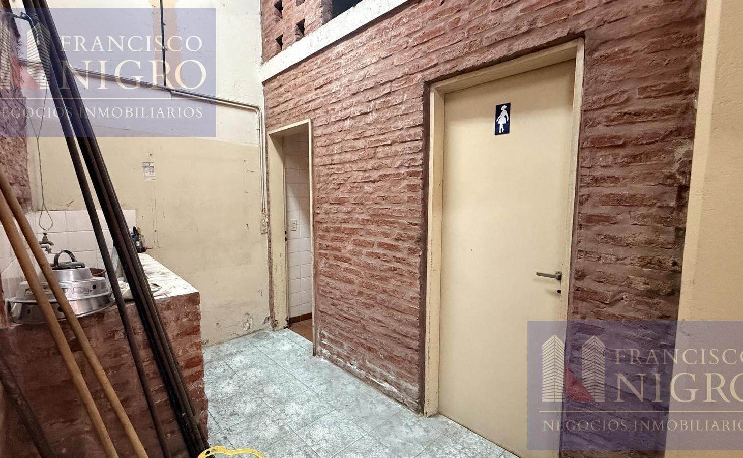 Foto de Venta Deposito, Galpon, Edificio Comercial en Paternal, imagen 4