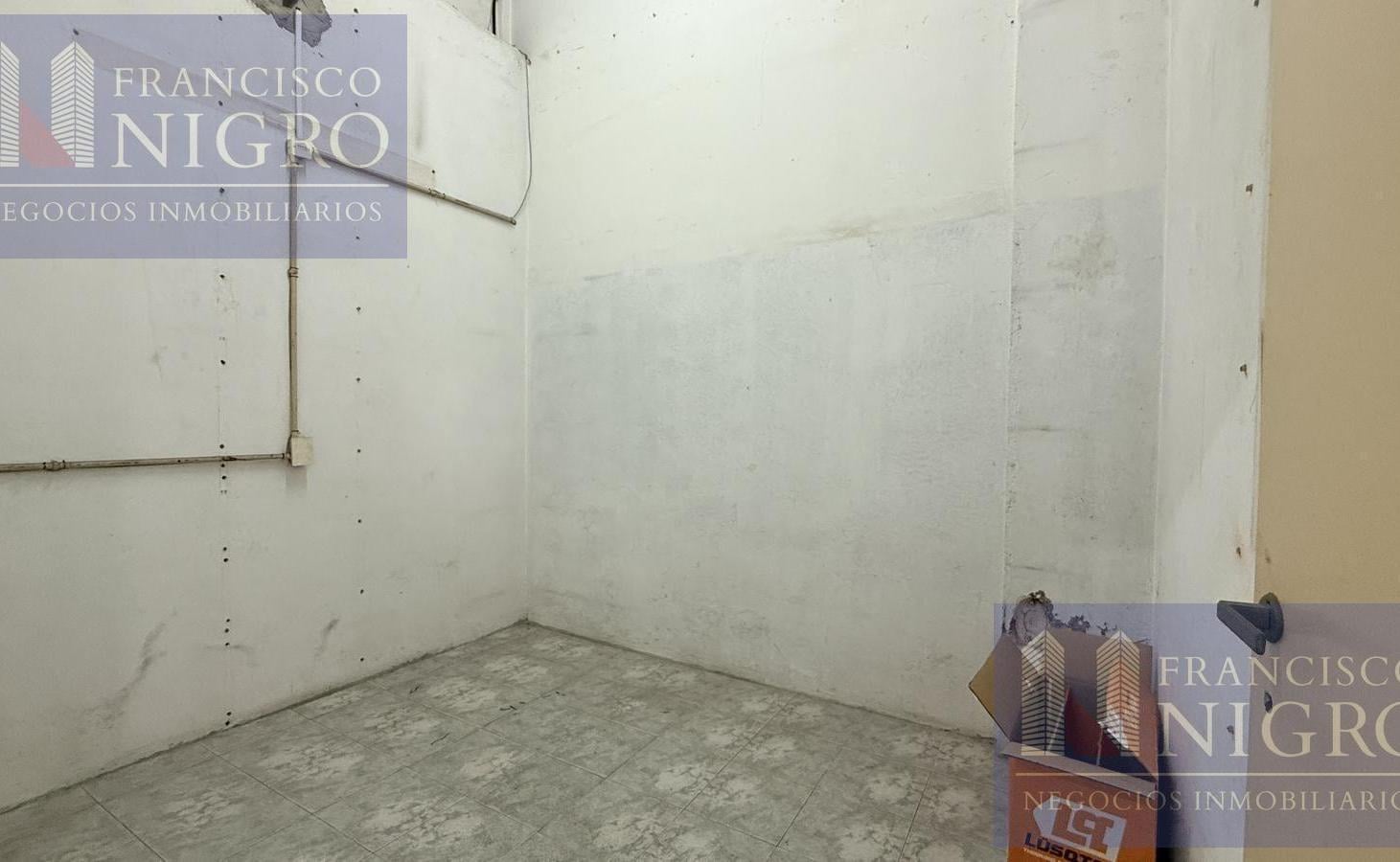 Foto de Venta Deposito, Galpon, Edificio Comercial en Paternal, imagen 5