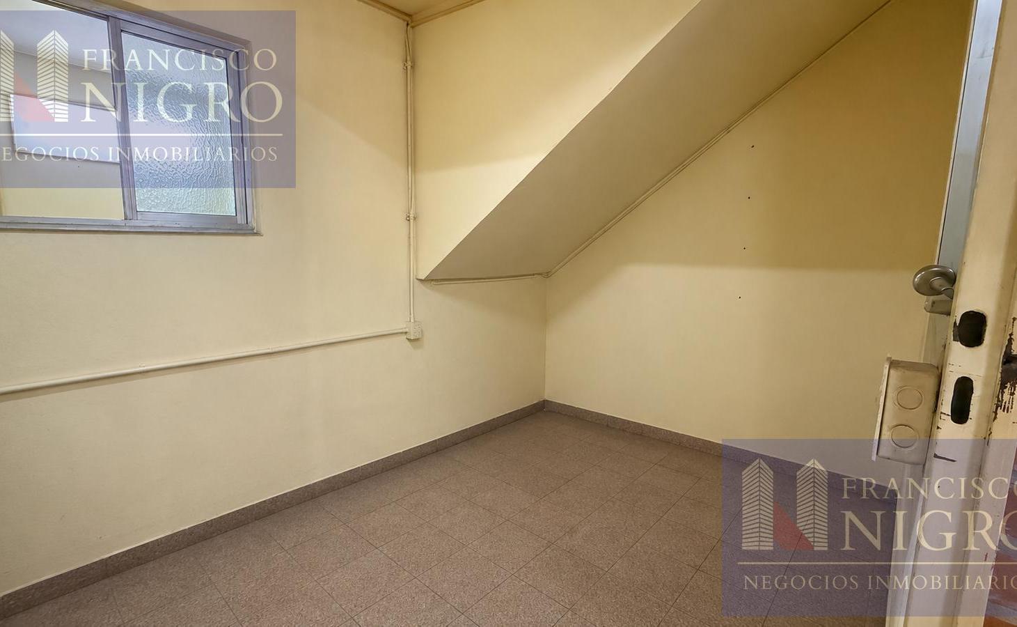 Foto de Venta Deposito, Galpon, Edificio Comercial en Paternal, imagen 1