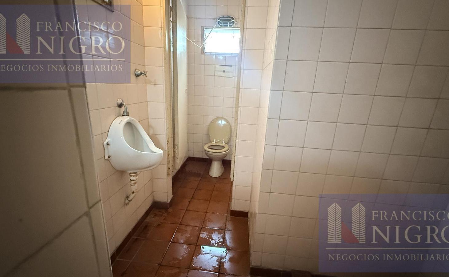 Foto de Venta Deposito, Galpon, Edificio Comercial en Paternal, imagen 2
