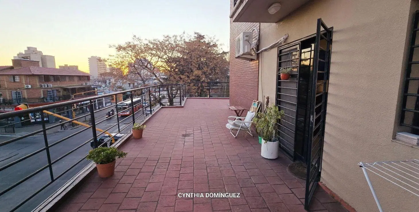 Departamento en  Avenida Mitre esq 16 5