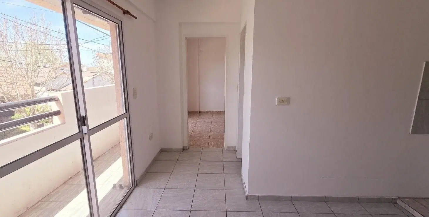 Departamento - Berazategui 3