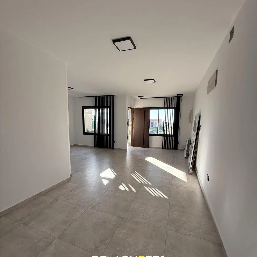 DUPLEX A LA VENTA EN DOCTA. 3 DORMITORIOS. A ESTRENAR 2