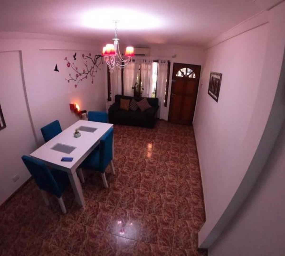 Triplex en Venta en Haedo 3