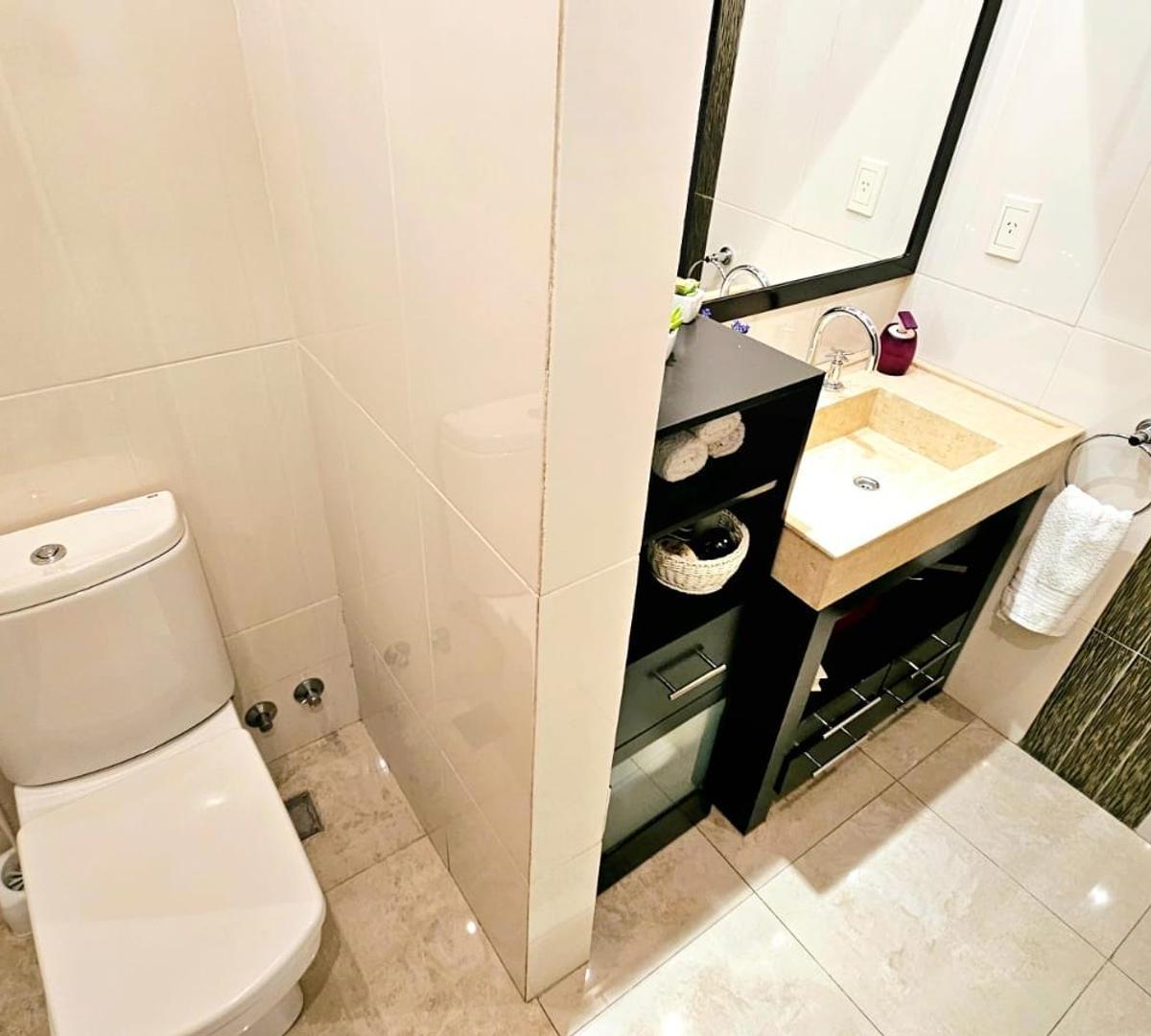 Foto de CASA DE 5 AMBIENTES EN VENTA, imagen 5