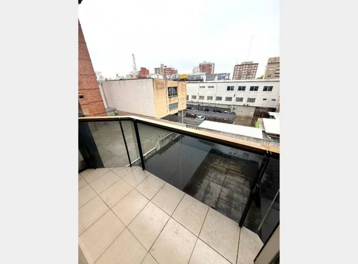 DEPARTAMENTO DE 3 AMBIENTES EN ALQUILER 4