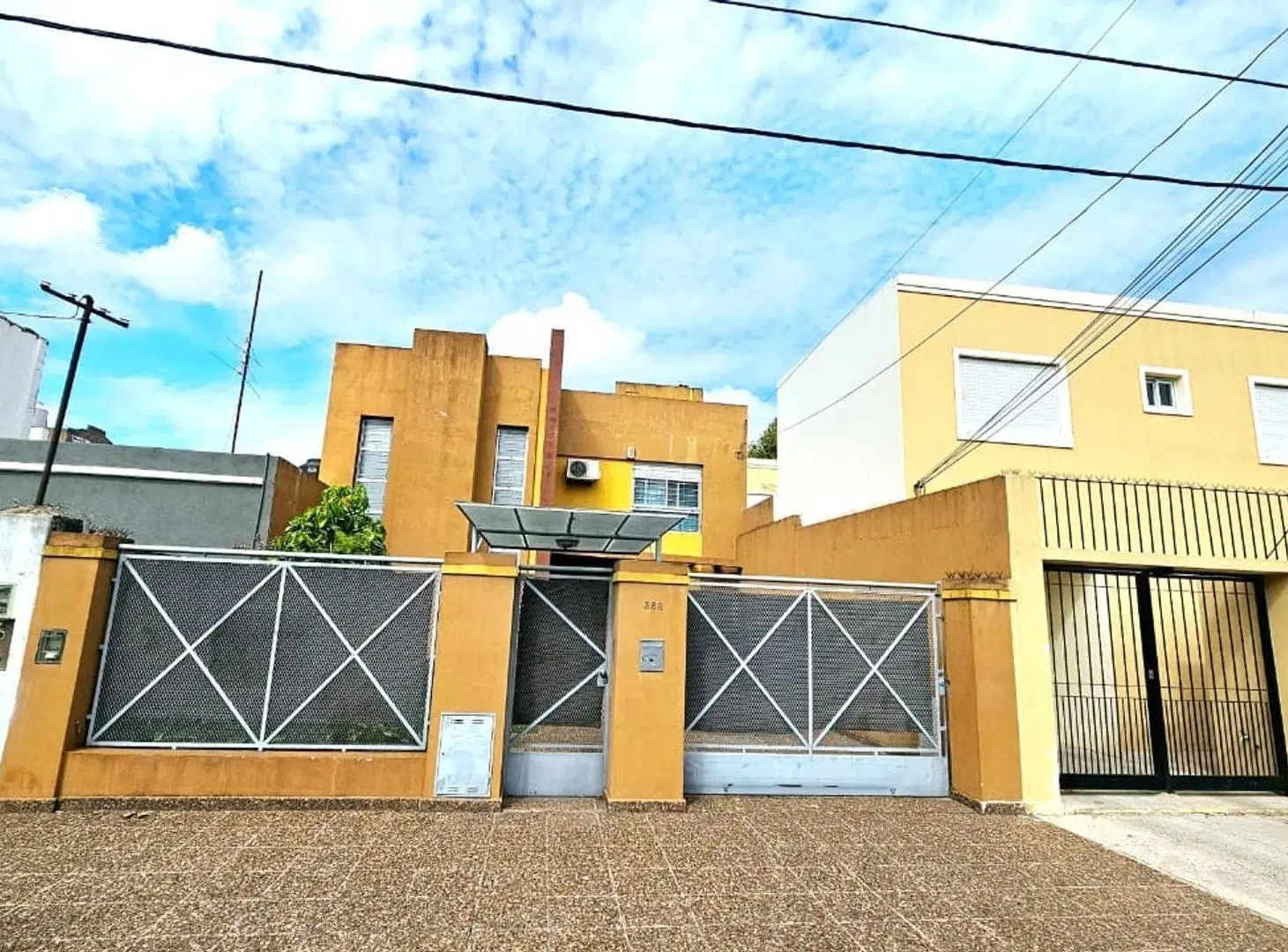 CASA DE 5 AMBIENTES APTO CREDITO 2