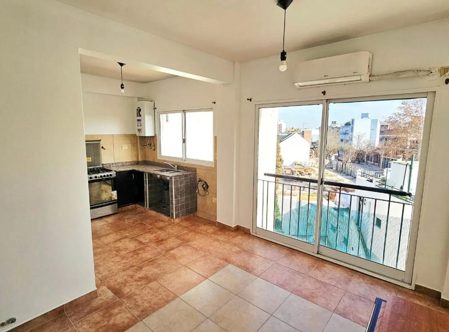 DEPARTAMENTO DE 2 AMBIENTES 3