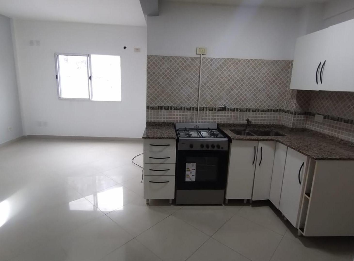 Foto de DEPARTAMENTO DE 2 AMBIENTES EN ALQUILER, imagen 3