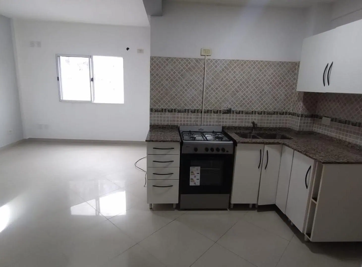 DEPARTAMENTO DE 2 AMBIENTES EN ALQUILER 3