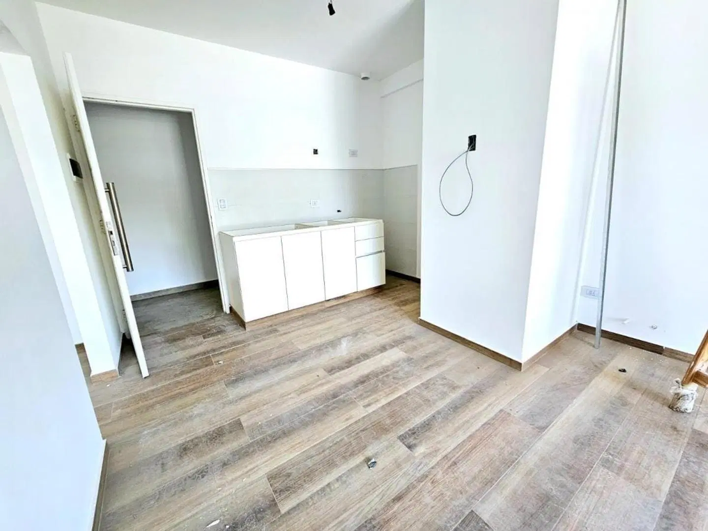 DEPARTAMENTO 2 AMBIENTES CON COCHERA 1