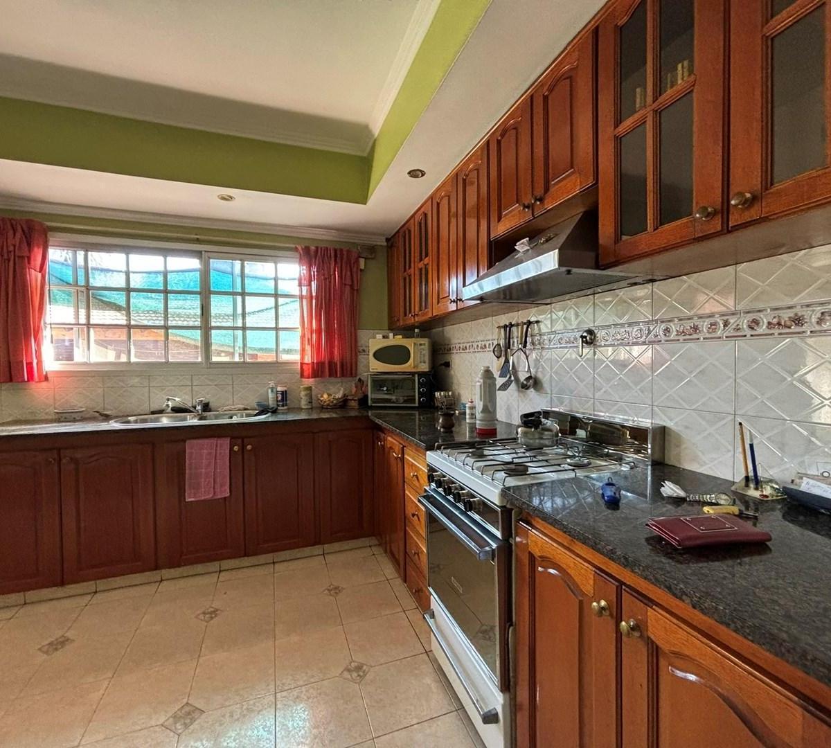 Casa Chalet en Venta en Quilmes Oeste, Quilmes, G.B.A. Zona Sur