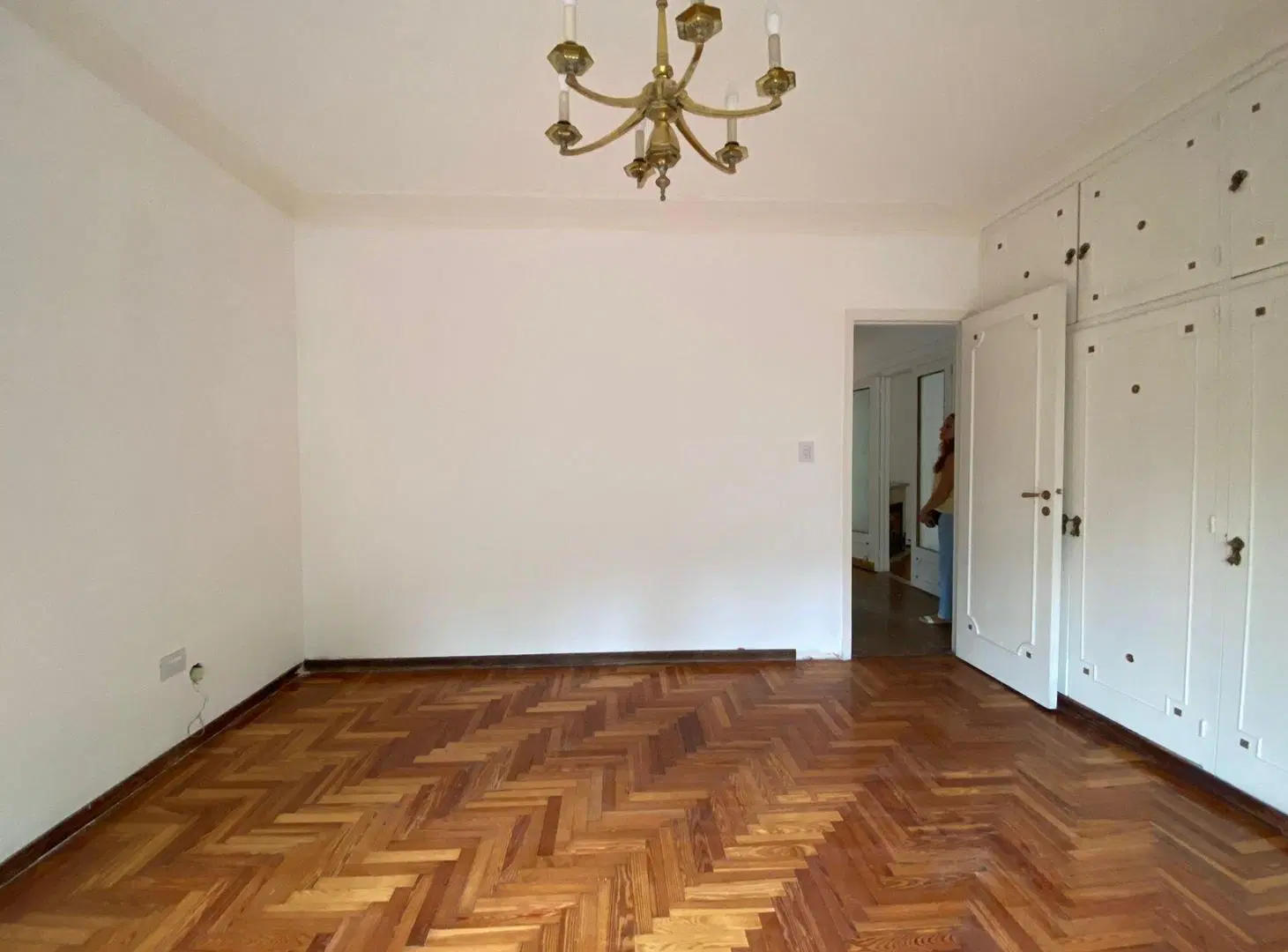 Piso 5 ambientes con balcón al frente en Caballito 5