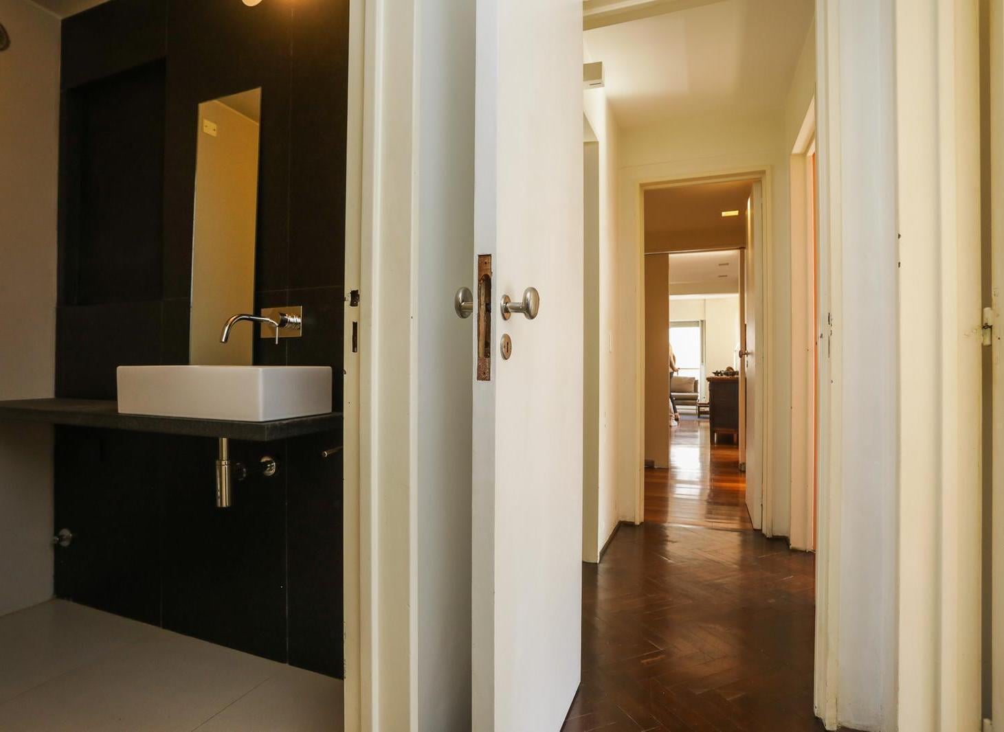 Foto de Venta Piso 12 Departamento 5 ambientes en Recoleta, imagen 1