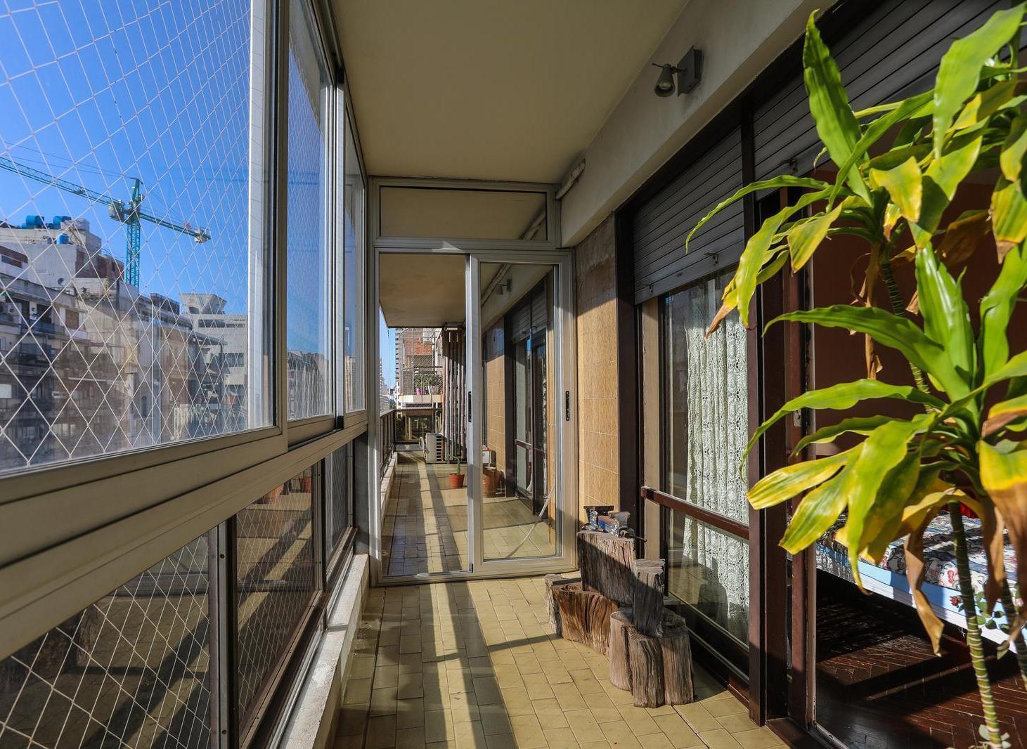Foto de Venta Piso 12 Departamento 5 ambientes en Recoleta, imagen 3