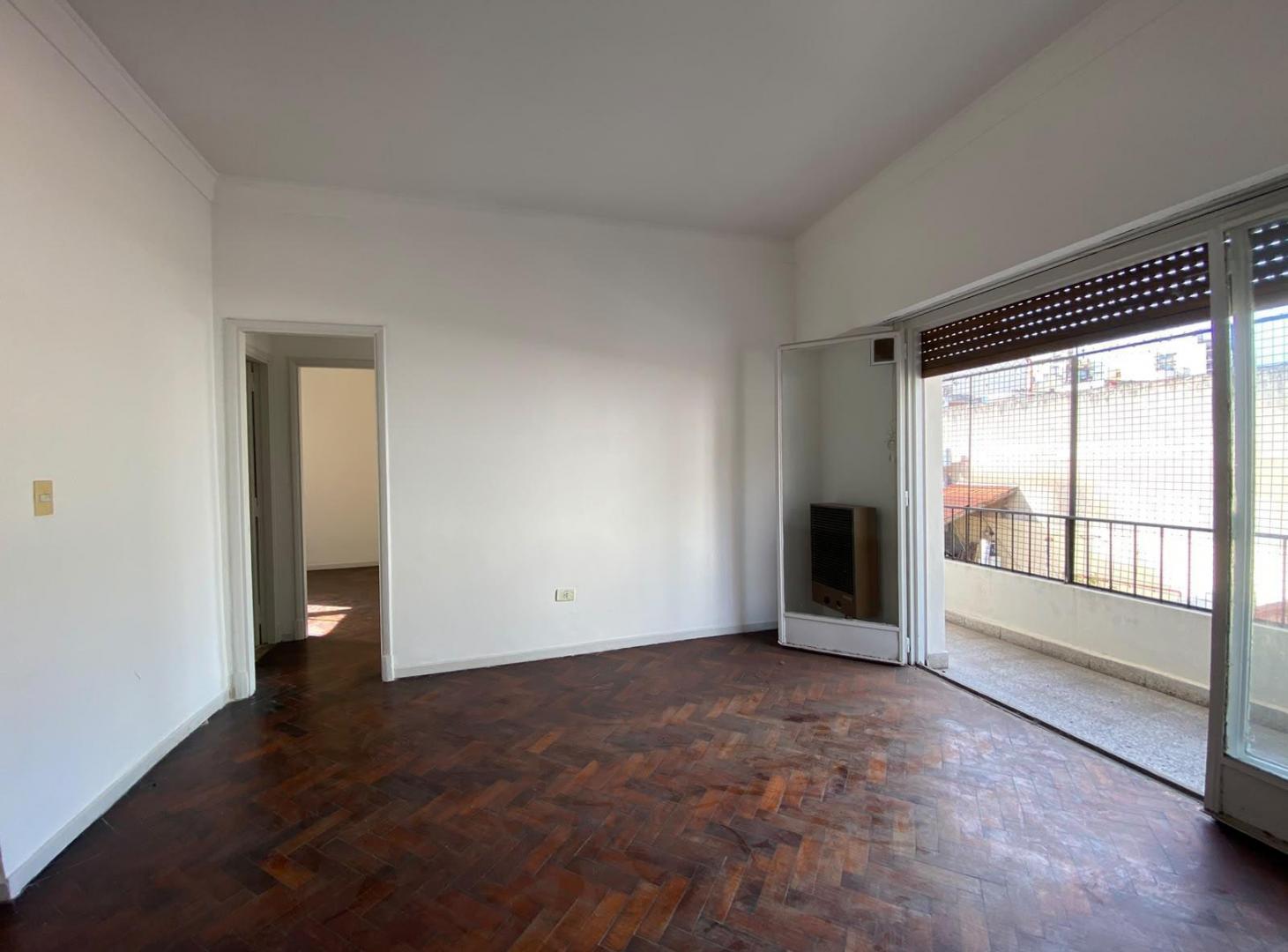 Foto de Venta 3 ambientes con amplio balcón en Caballito, imagen 4