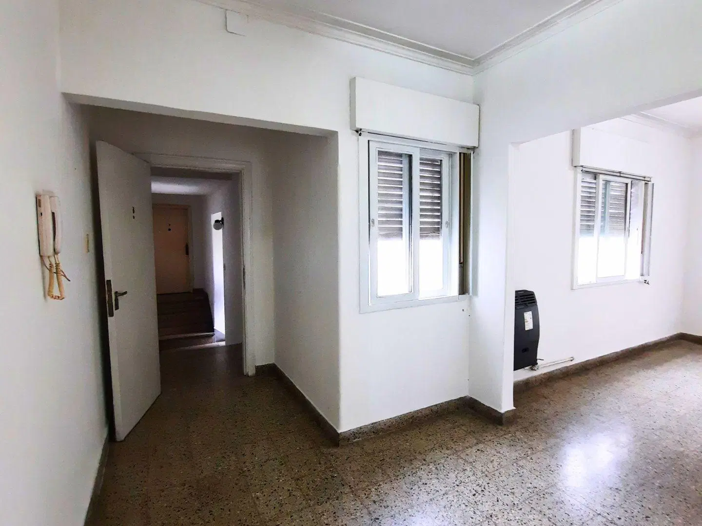 Alquiler Departamento PH 3 dormis-Calle 8  e/40 y 41 3