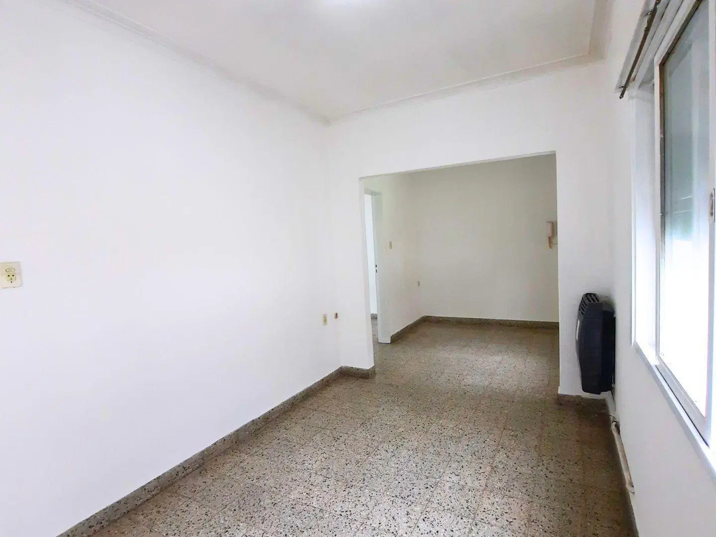 Alquiler Departamento PH 3 dormis-Calle 8  e/40 y 41 2