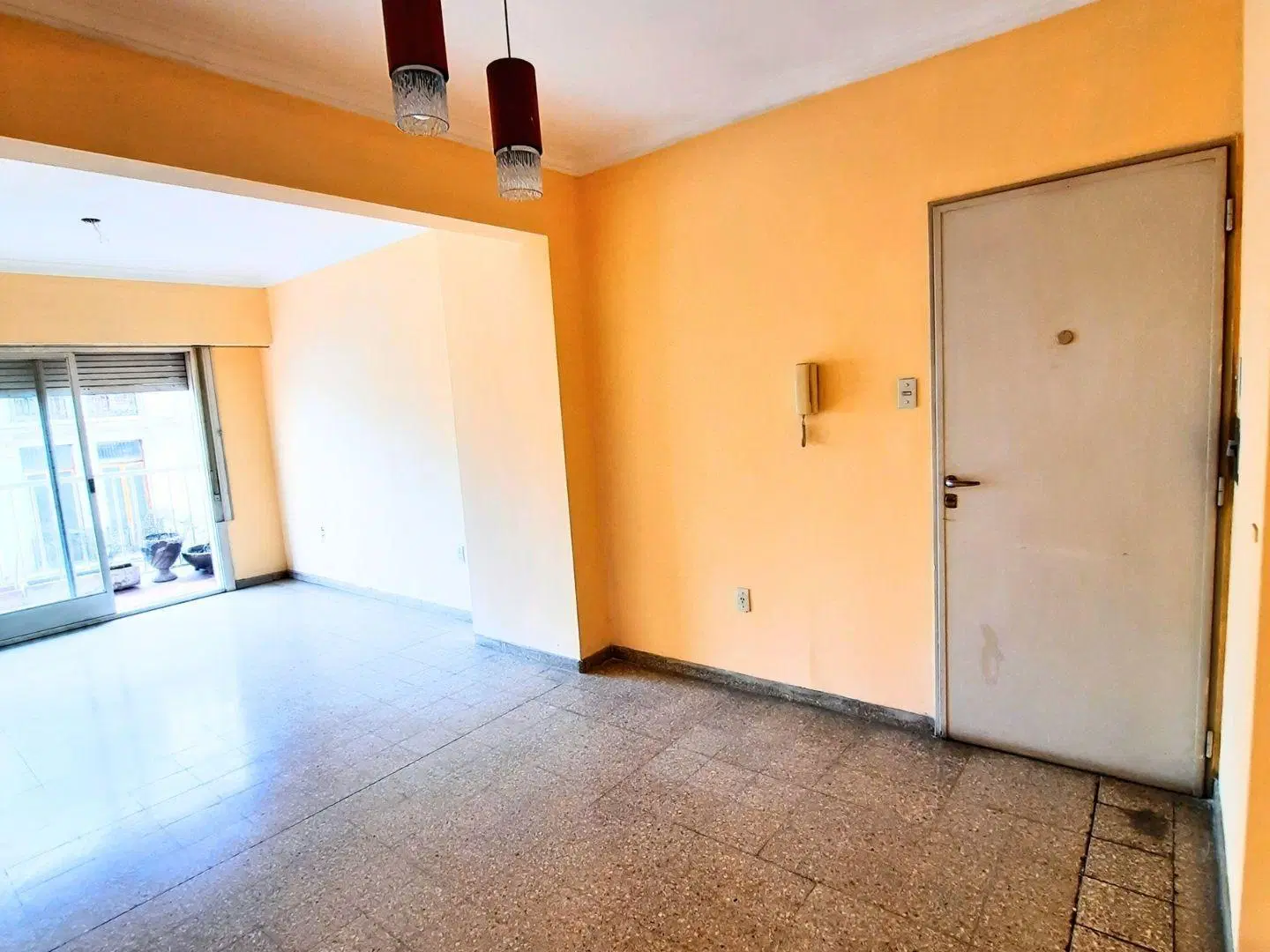 VENTA DEPARTAMENTO 3 AMBIENTES DONADO Y BROWN-BAHIA BLANCA 4