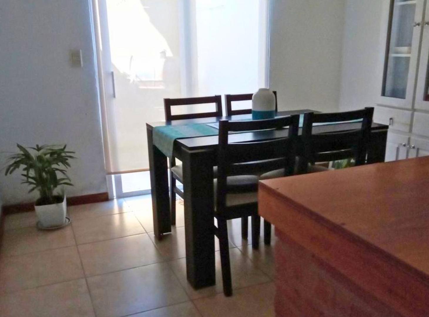 Foto de ALQUILER HERMOSO DUPLEX LOS HORNOS, imagen 4