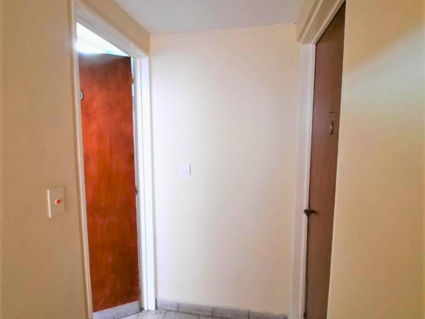 Foto de VENTA DEPARTAMENTO 3 DORMITORIOS-COCHERA EN TOLOSA, imagen 2