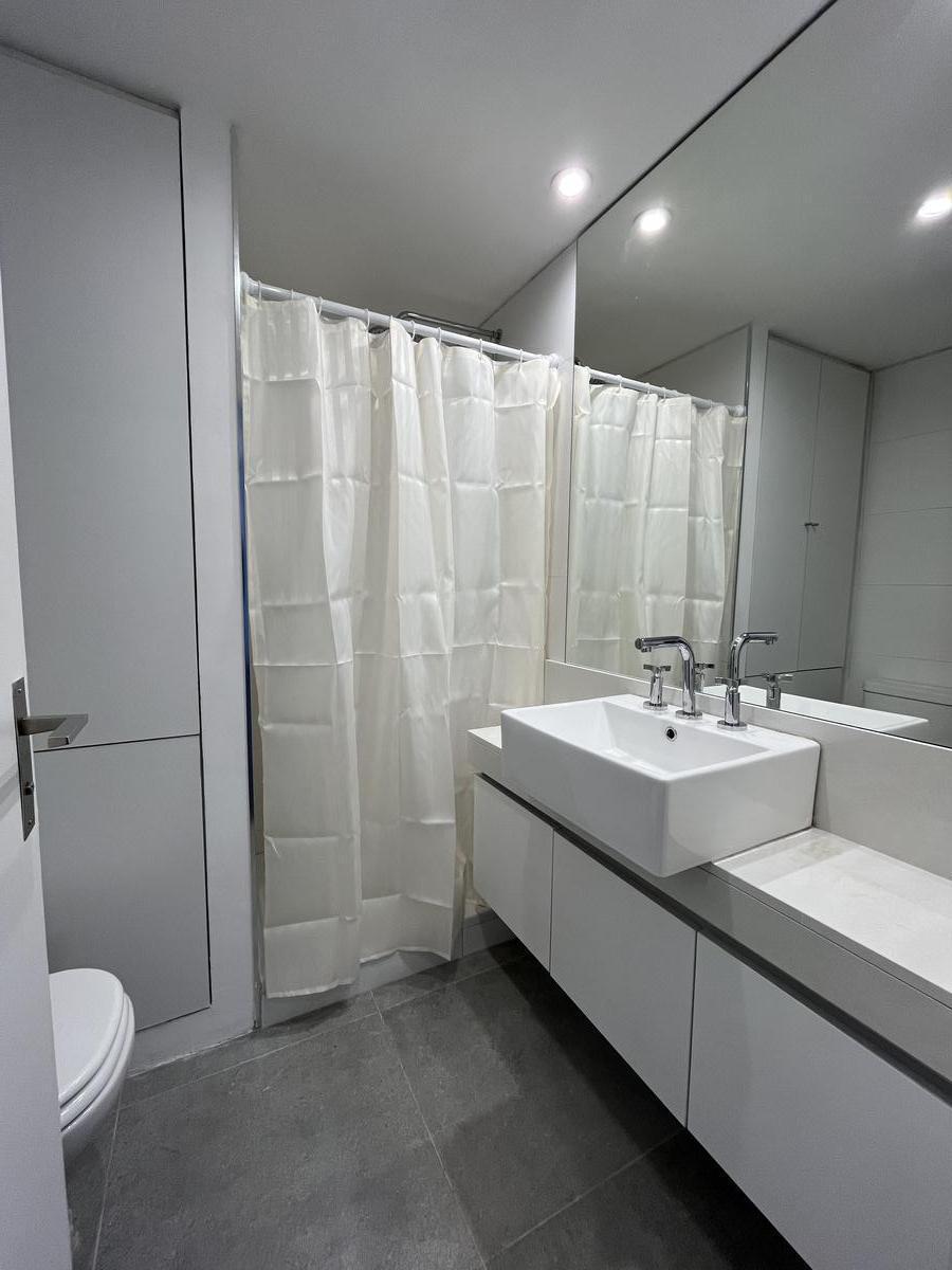 Foto de OPORTUNIDAD - Hermoso 2 Ambientes a estrenar - Las Cañitas - Baño y, imagen 4