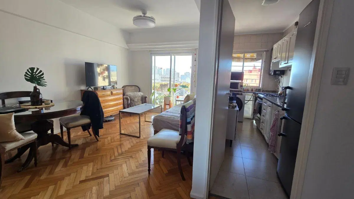 DIVINO 2 AMB PISO 15 CON BALCÓN, VISTA ABIERTA Y SOL TODO EL DÍA EN EL CORAZÓN DE RECOLETA! 3
