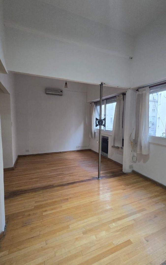 Foto de ALQUILER – MONOAMBIENTE EN RECOLETA, imagen 1