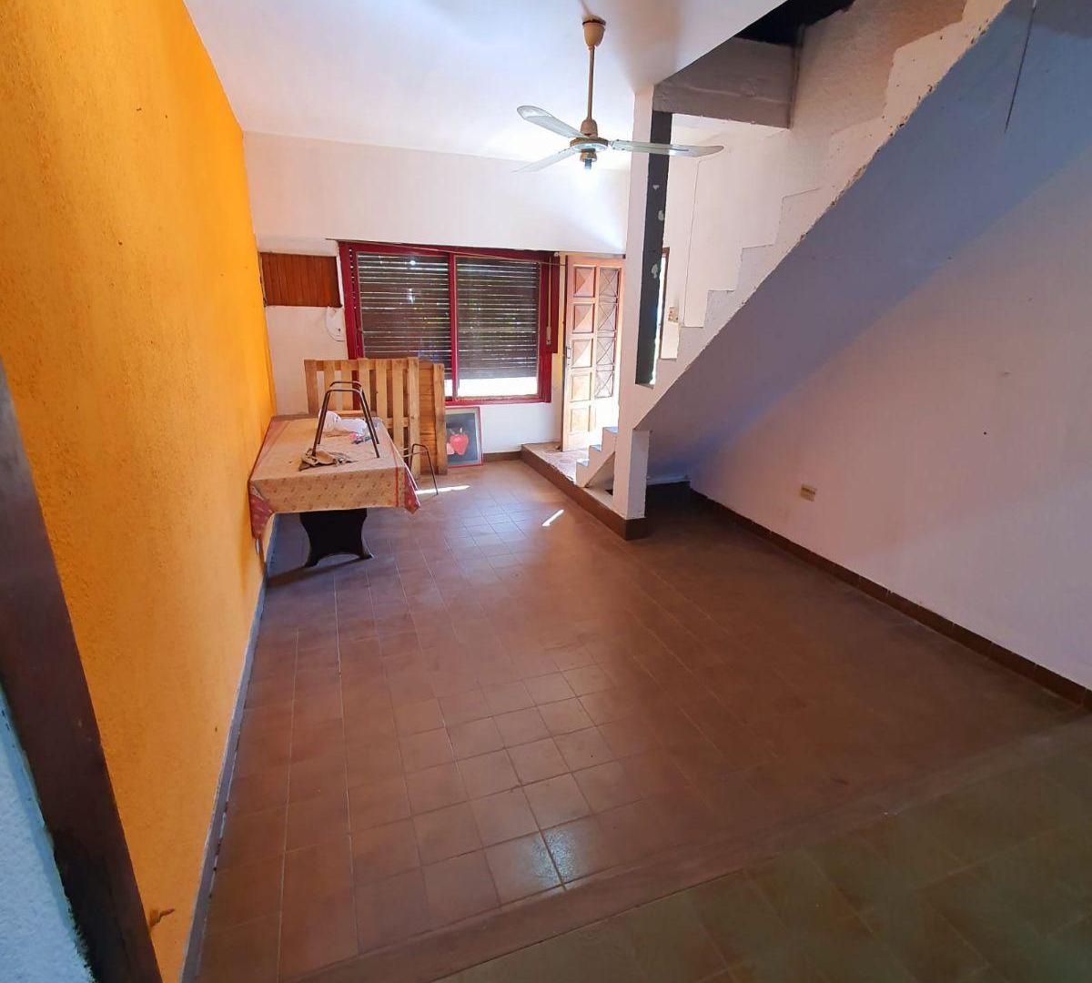 Foto de Casa en zona centro de El Talar, María Celina Voena Nº1.732, entre, imagen 2
