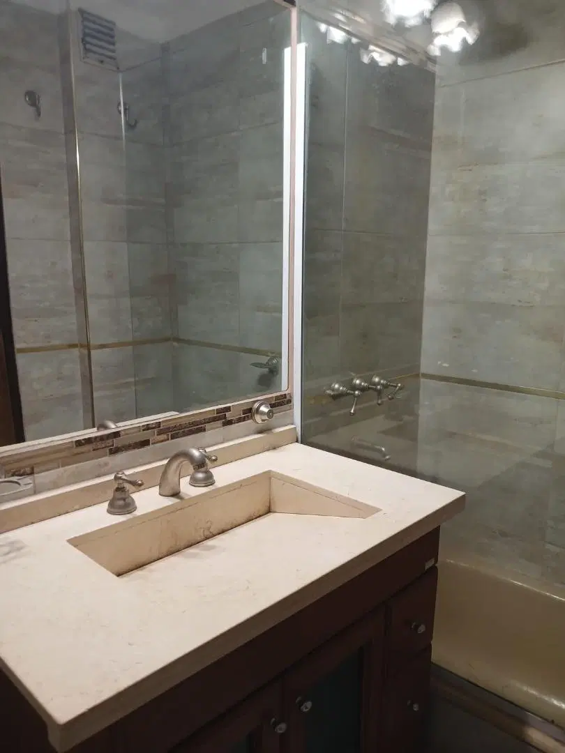 VENDO hermoso departamento de 3 dorm. en Cañada y Colon 2