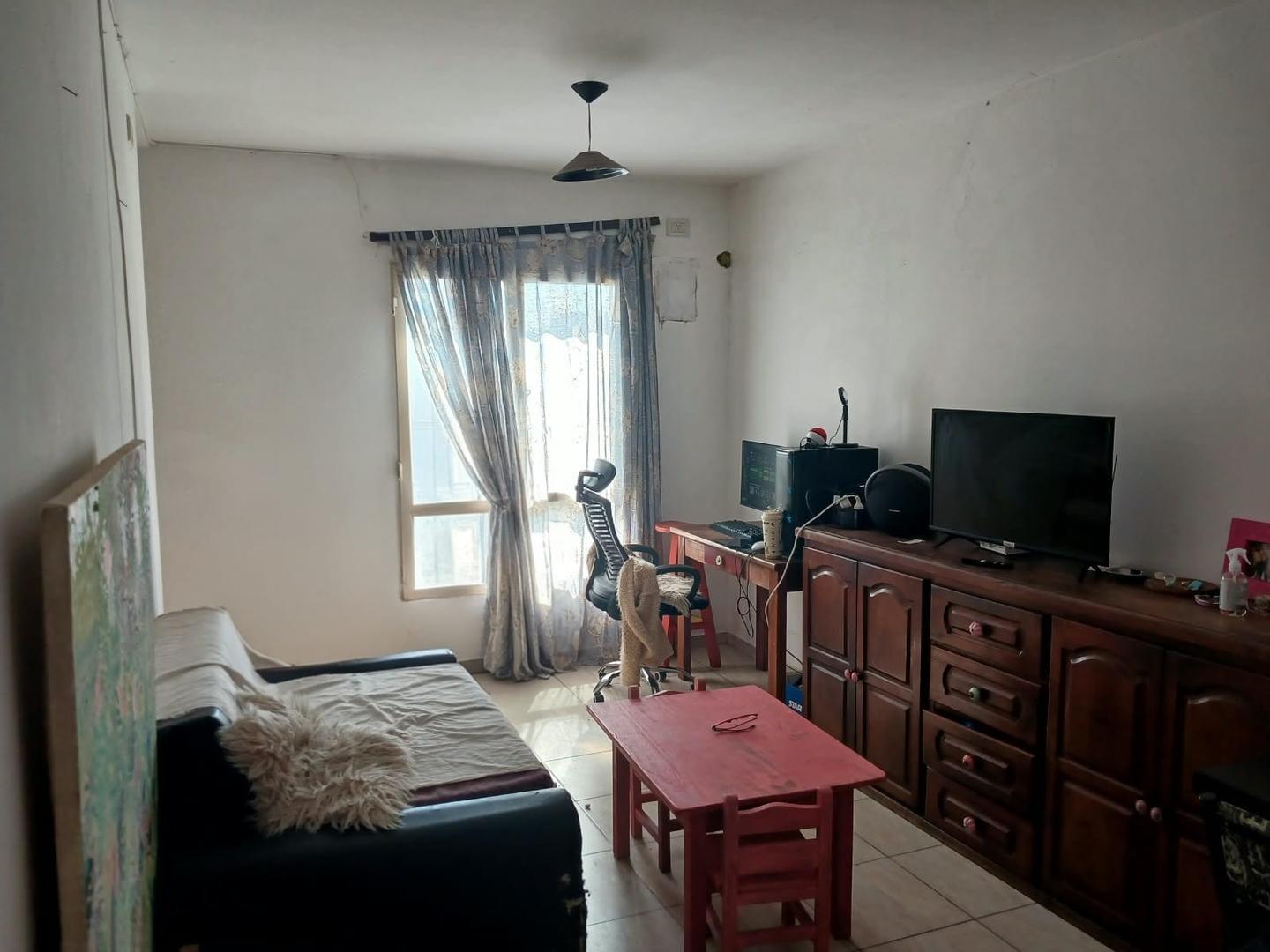 VENDO Hermoso Depart. 2 dor. con cochera y vistas a sierras