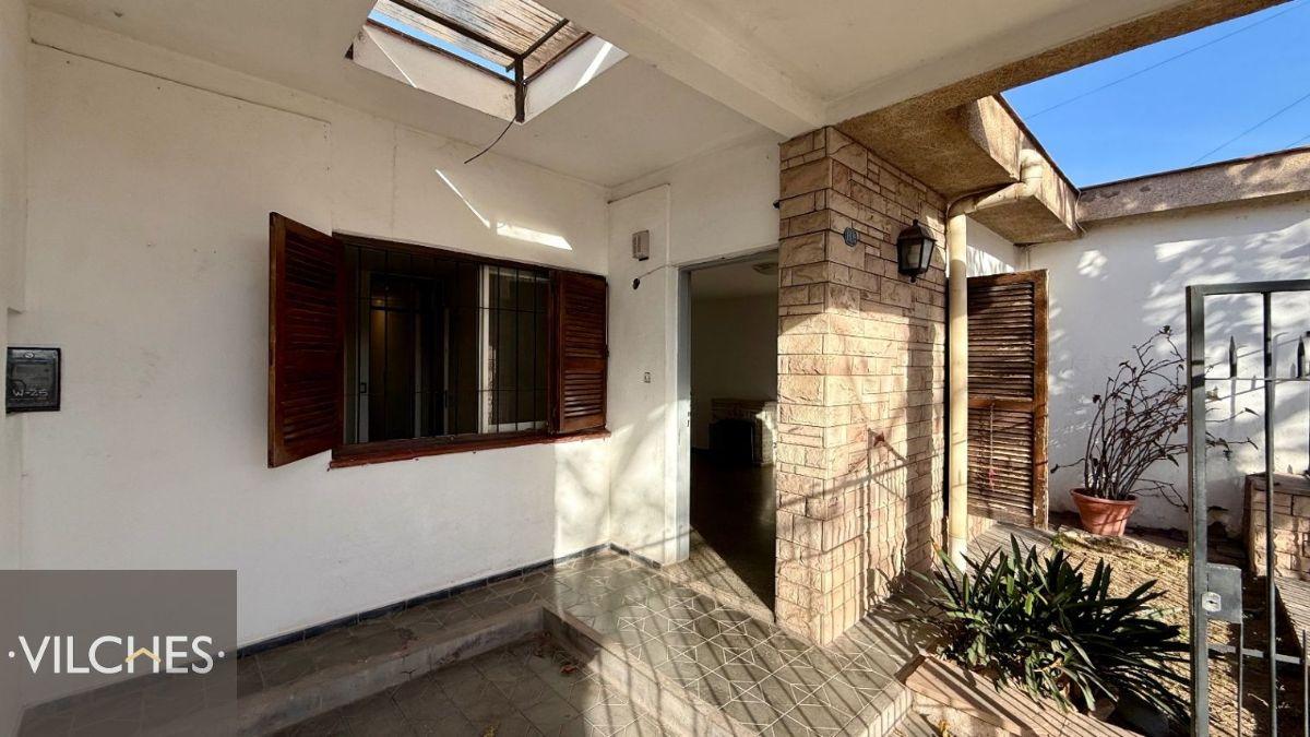 Foto de Casa en venta c/ cochera en Las Cañas, imagen 2