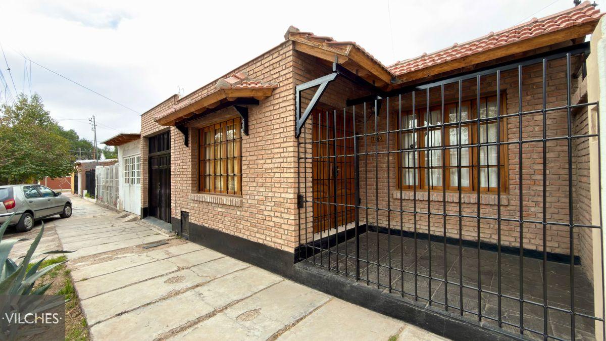 Foto de Casa en alquiler c/ cochera en Las Tortugas, imagen 2