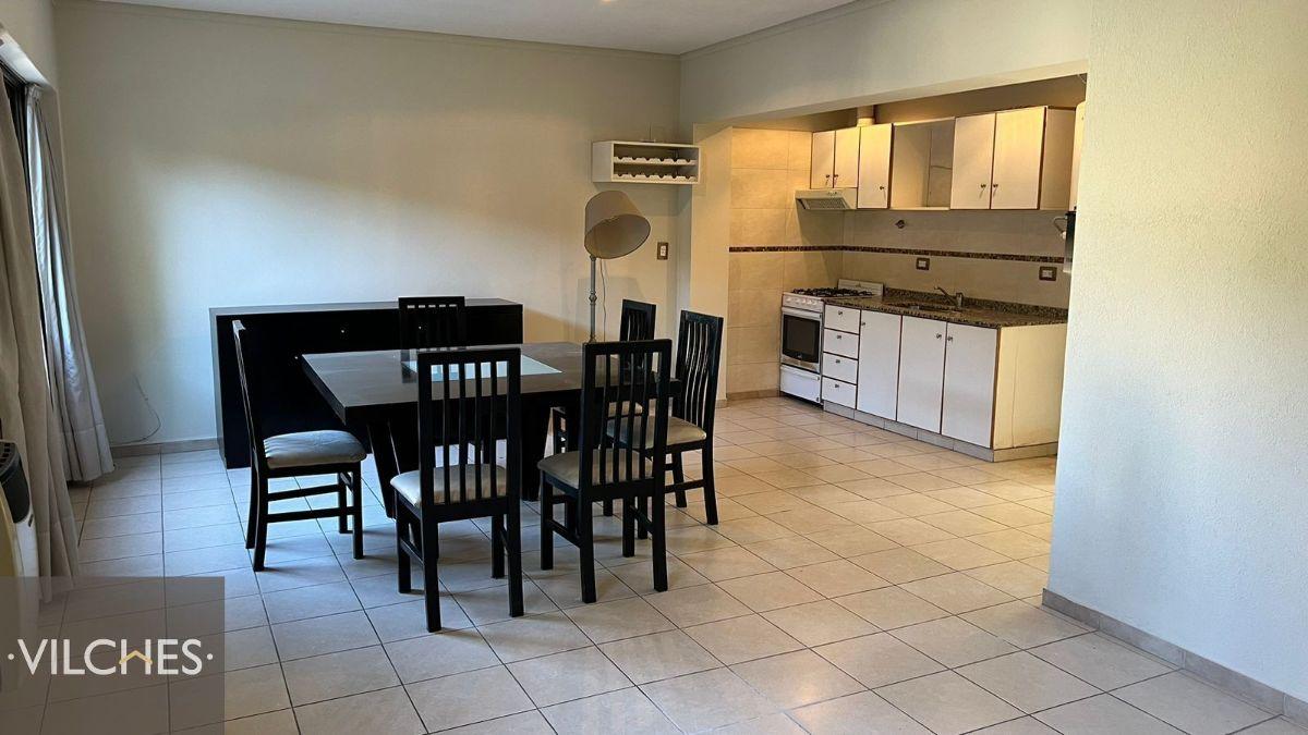 Foto de Departamento en alquiler de 2 dormitorios c/ cochera en Guaymallén, imagen 4