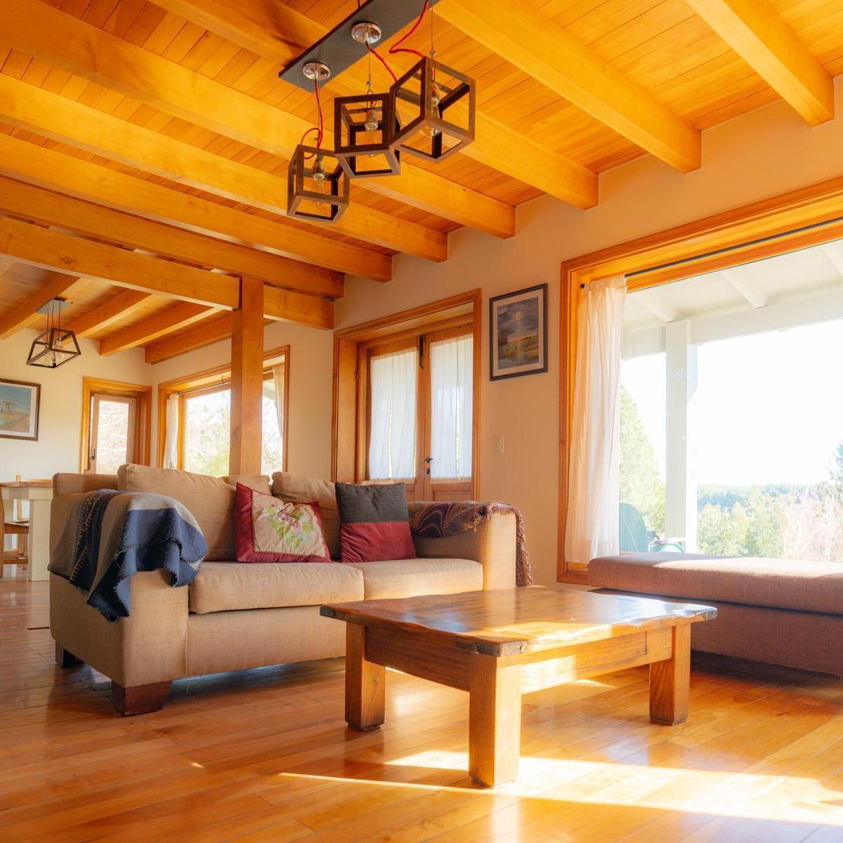 Cálida Casa con Excelente Ubicación 4