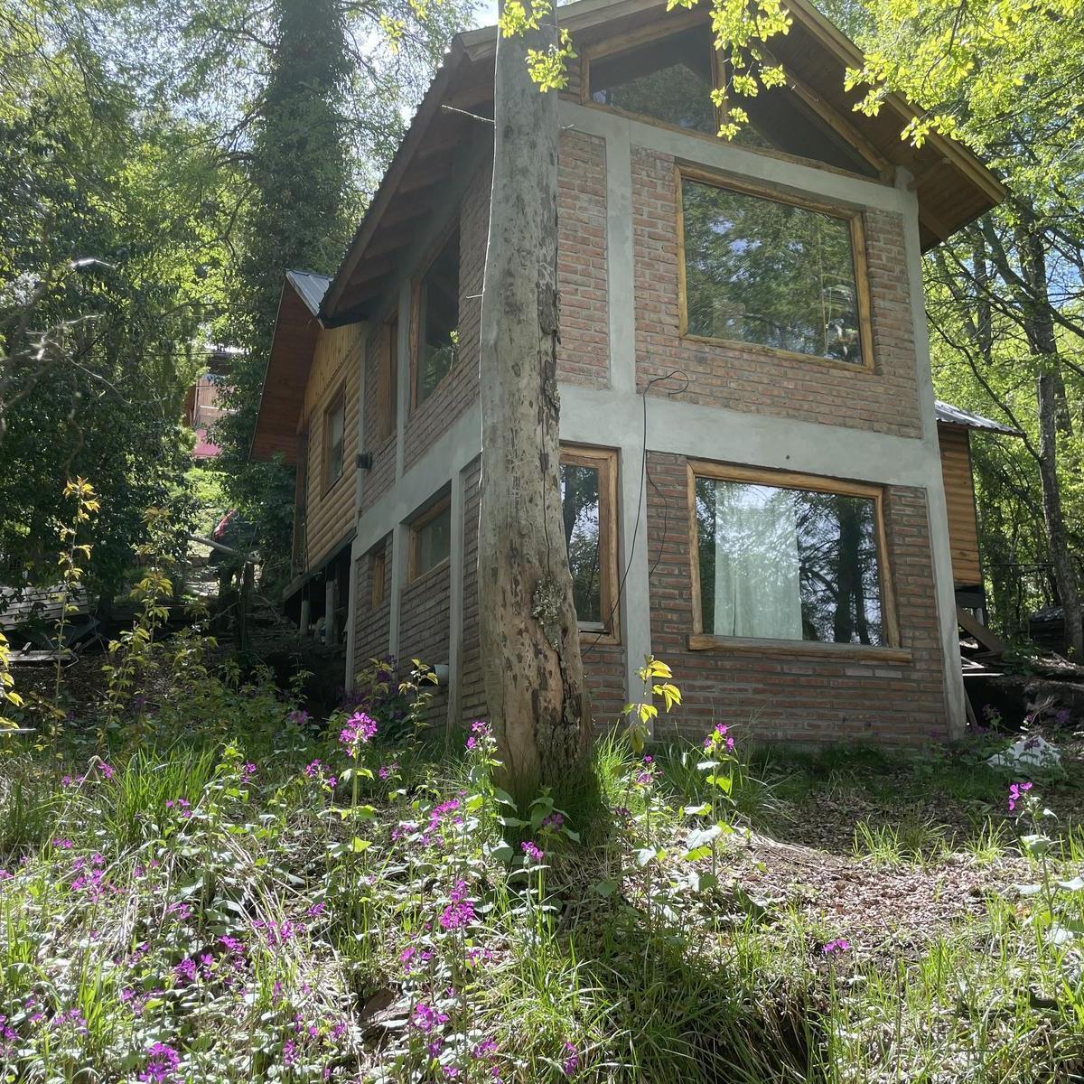 Casa de 3 Dorm. con Vista Al Bosque 3