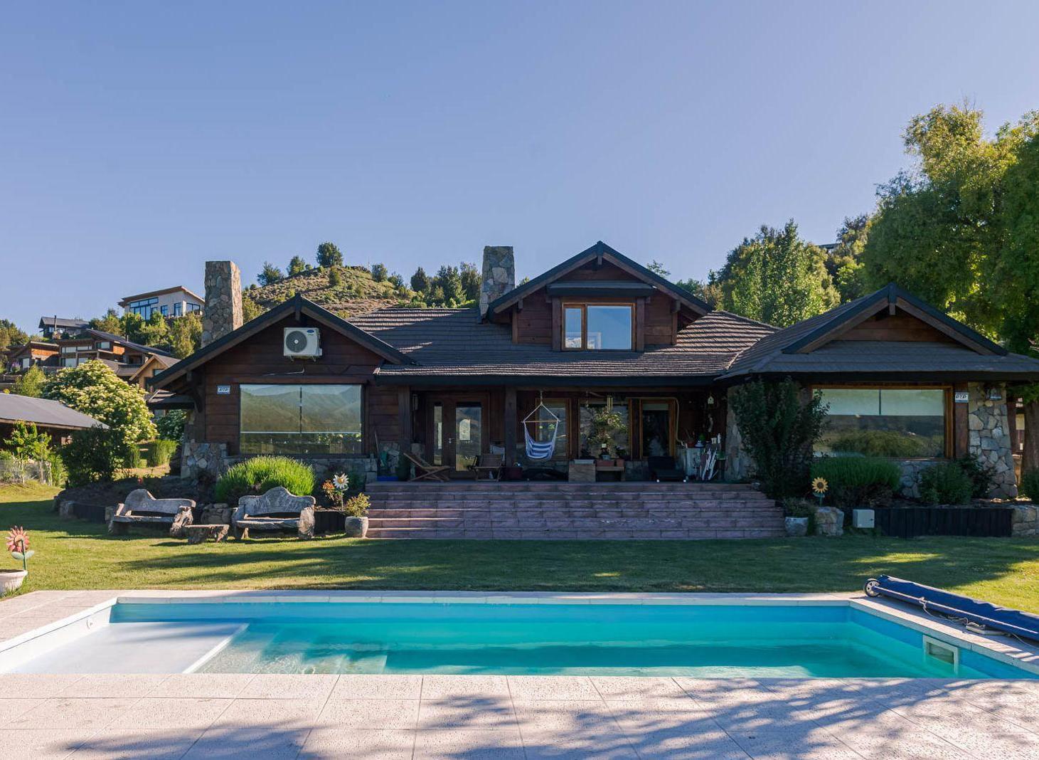 Espectacular casa en Peñón del Lolog con pileta