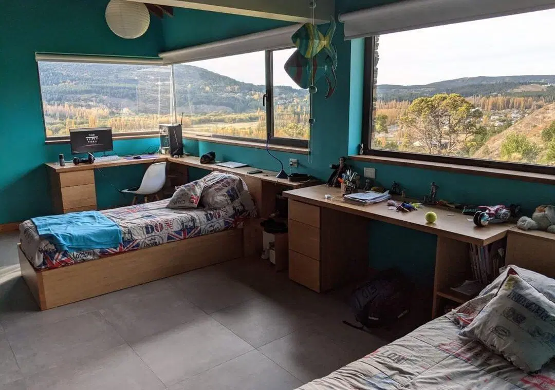 Importante propiedad con piscina y vistas únicas a la vega 5
