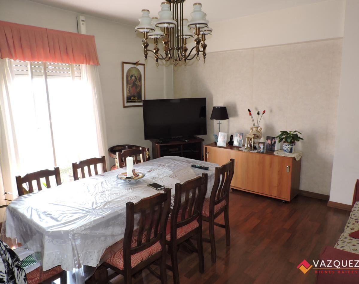 Excelente 4 Ambientes con Inmejorable Ubicacion 3