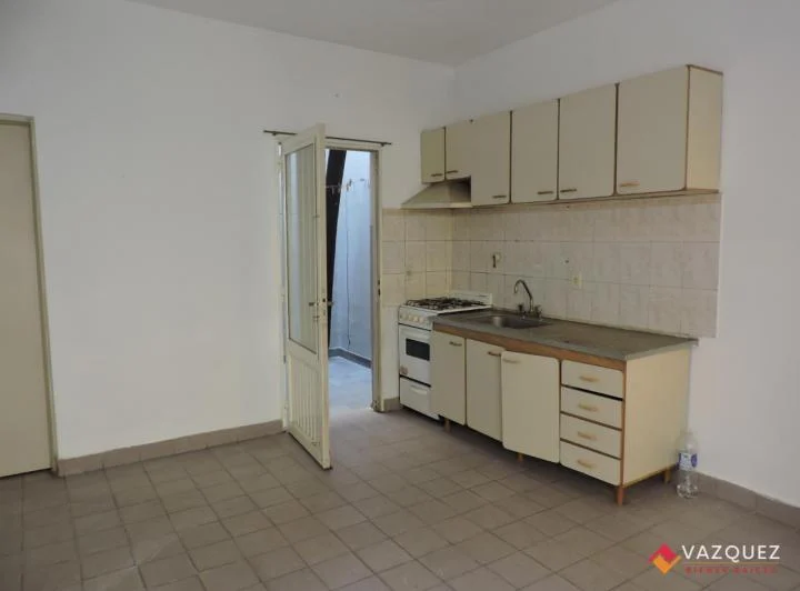 Duplex Dos Ambientes en Alquiler Sin Expensas 4